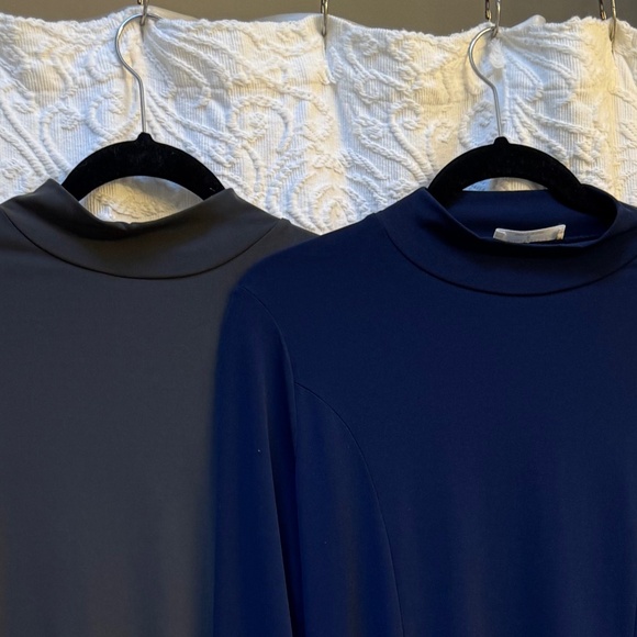 Zenana Tunic Tops (2 - Navy and Grey - Size Small) - Picture 2 of 4